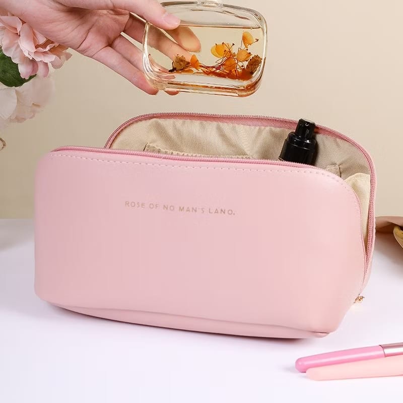 Bolsa de Maquiagem Estruturada com Alça de Mão